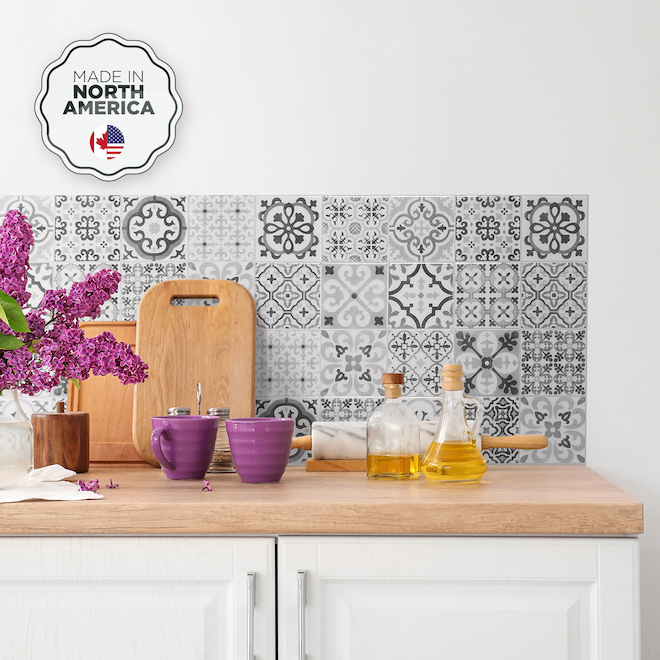 Smart Tiles Vintage Bartoli Adhesive Backsplash Tiles Resin Black