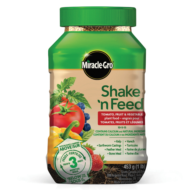 Miracle-Gro Tomato, Fruit and Vegetable Plant Food - Shake 'n Feed - 10-5-15 - 1-lb