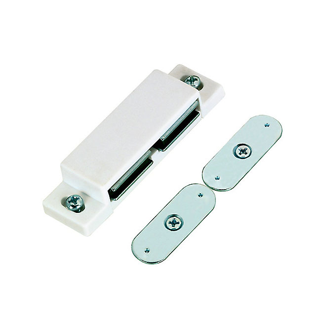 Loquet magnétique automatique double Richelieu avec plaques et vis, blanc, 3 po l. x 3/4 po p. x 33/64 po H.