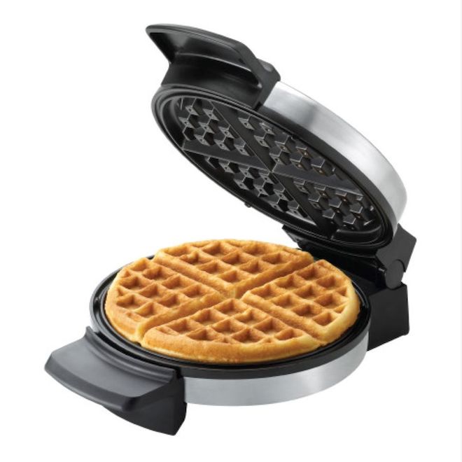 BLACK & DECKER Stainless Steel Belgian Waffle Baker WMB505C | Réno-Dépôt