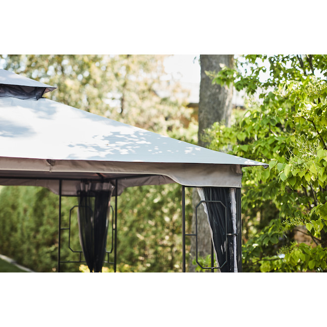 Style Selections 10-ft x 10-ft Black and Grey Soft-Top Gazebo with Netting  A101009400 Réno-Dépôt
