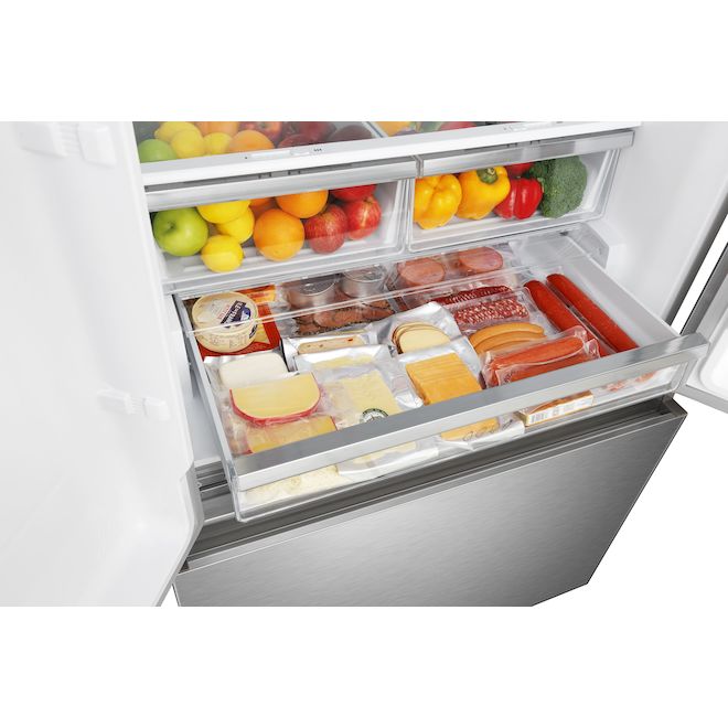 Hisense 26.6ft³ TwoDoor StandardDepth French Door Refrigerator Ice Dispenser SmudgeFree