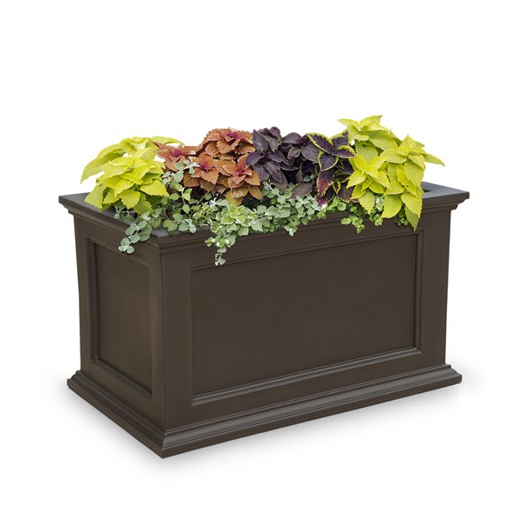 Mayne Fairfield Patio Planter - 20-in x 36-in- Plastic - Espresso