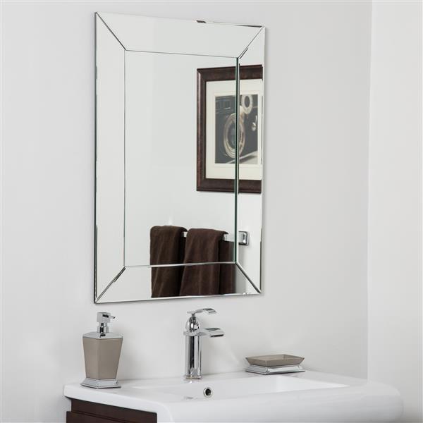 Decor Wonderland Avie Modern Bathroom Mirror - 23.6-in x 15.75-in