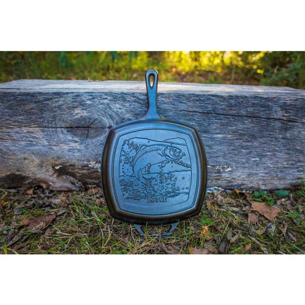 Lodge Cast Iron Wildlife Square Fish Gril Pan - 10.5-in ...