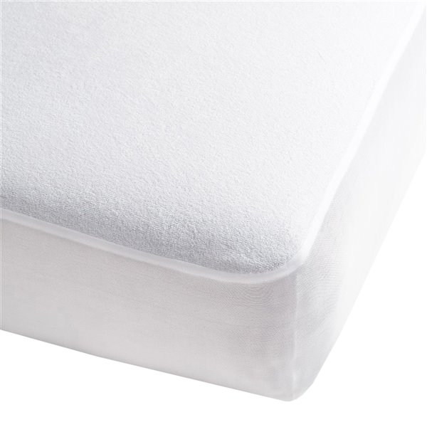 Millano Collection SilverClear Premium Mattress Protector - 75-in x 39-in - White