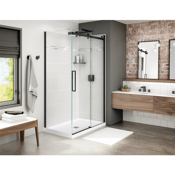 Ensemble de douche en coin Utile de MAAX, drain au centre, 48 po x 32 po x 84 po, Origin Arctik Ensemble de douche en coin Utile de MAAX, drain au centre, 48 po x 32 po x 84 po, Origin Arctik