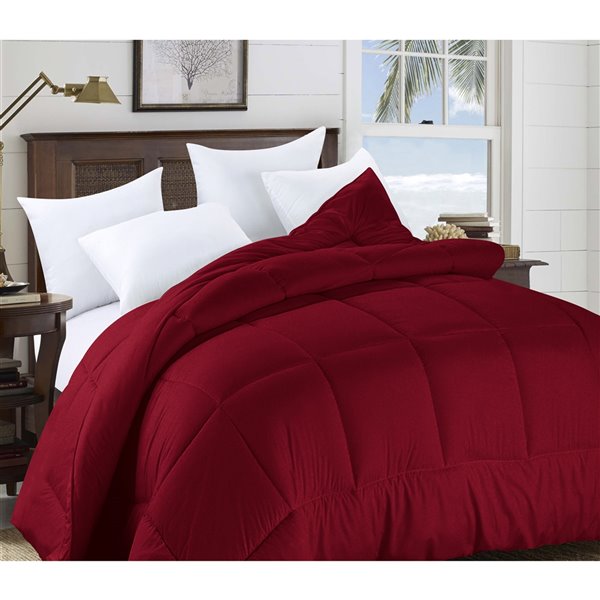 Couette en polyester avec rembourrage en polyester bourgogne uni, grand lit, par Swift Home