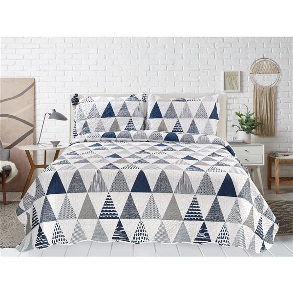 Navy and gray deals quilt