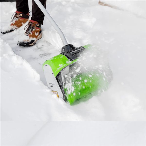 Pelle à neige électrique manuelle Greenworks à fil de 8 A 12 po 2600802